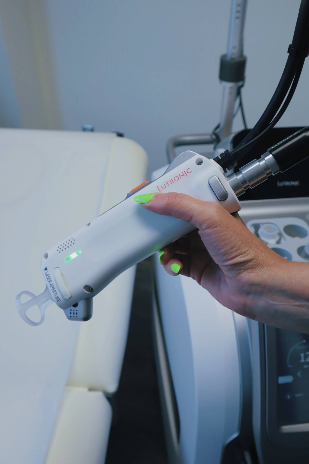 The Clarity II handpiece